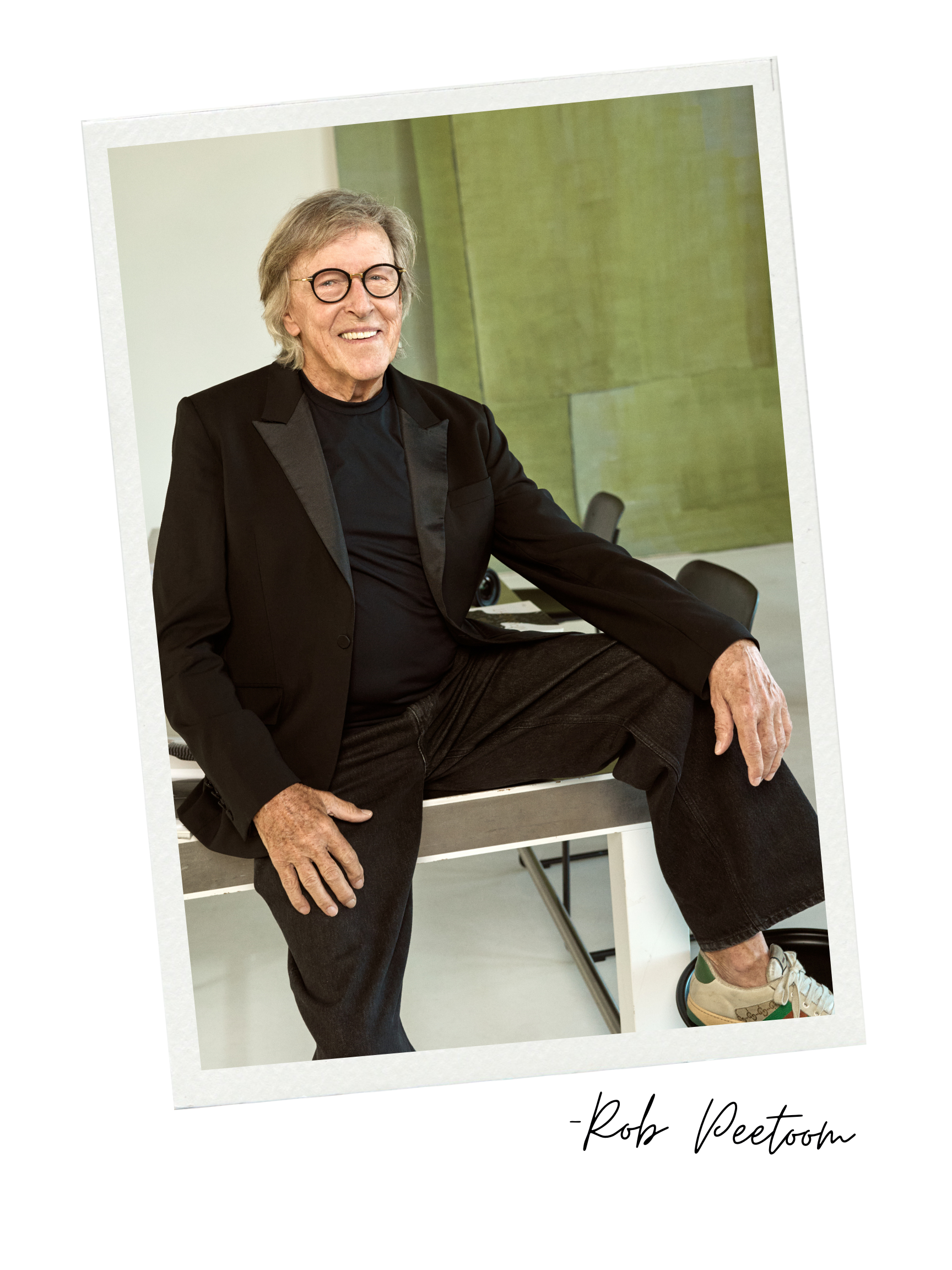 Rob Peetoom with students